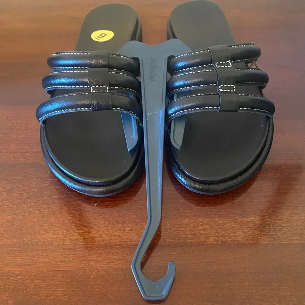 OluKai Women’s Tiare Slide Sandals - Picture 8 of 8